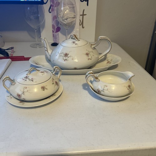 Haviland limoges tea - pot, gold